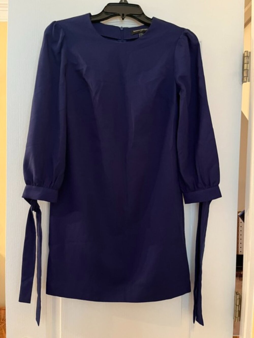 Banana Republic Petite Navy Tie‑Sleeve Dress/Blouse – 00P